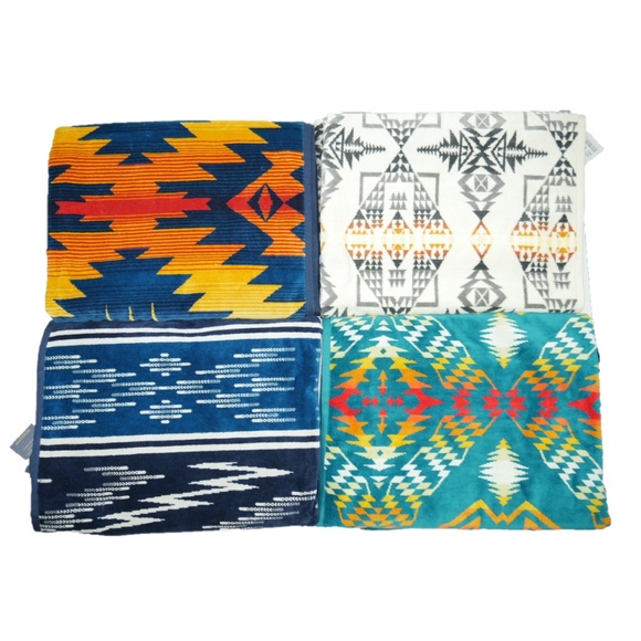 Pendleton Other - Set of 4 Pendleton Oversized Beach Spa Bath Towels